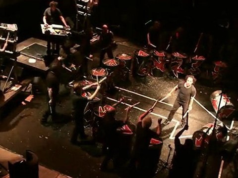 Les Tambours du Bronx par Entreprises sur Scène