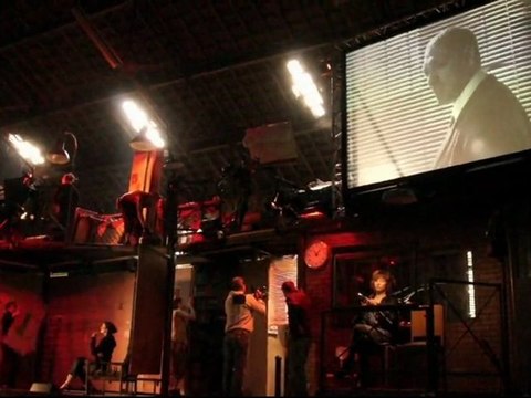 Une cerise noire nous montre l'envers du décor