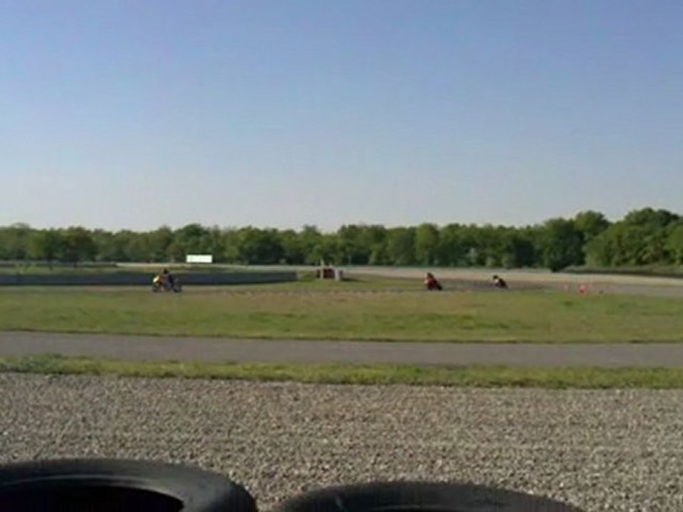 session piste MOTO - anneau du rhin - 25.04.11