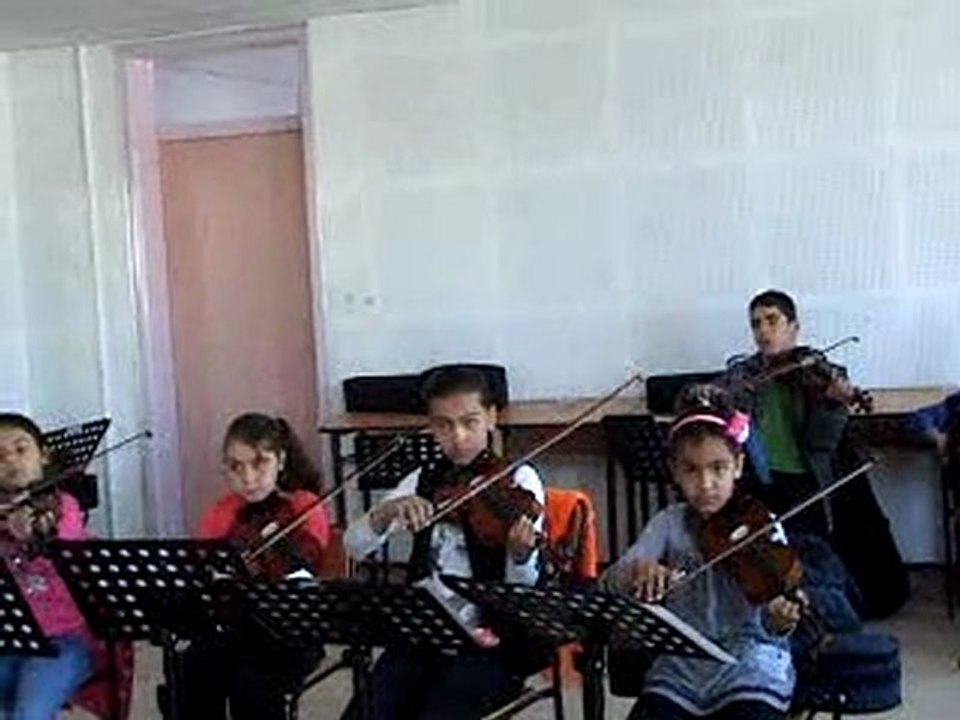 NİZİP HALK EGİTİMİ KEMAN GRUBU 23 NİSAN ÖGRETMEN CABBAR ŞALLIEL