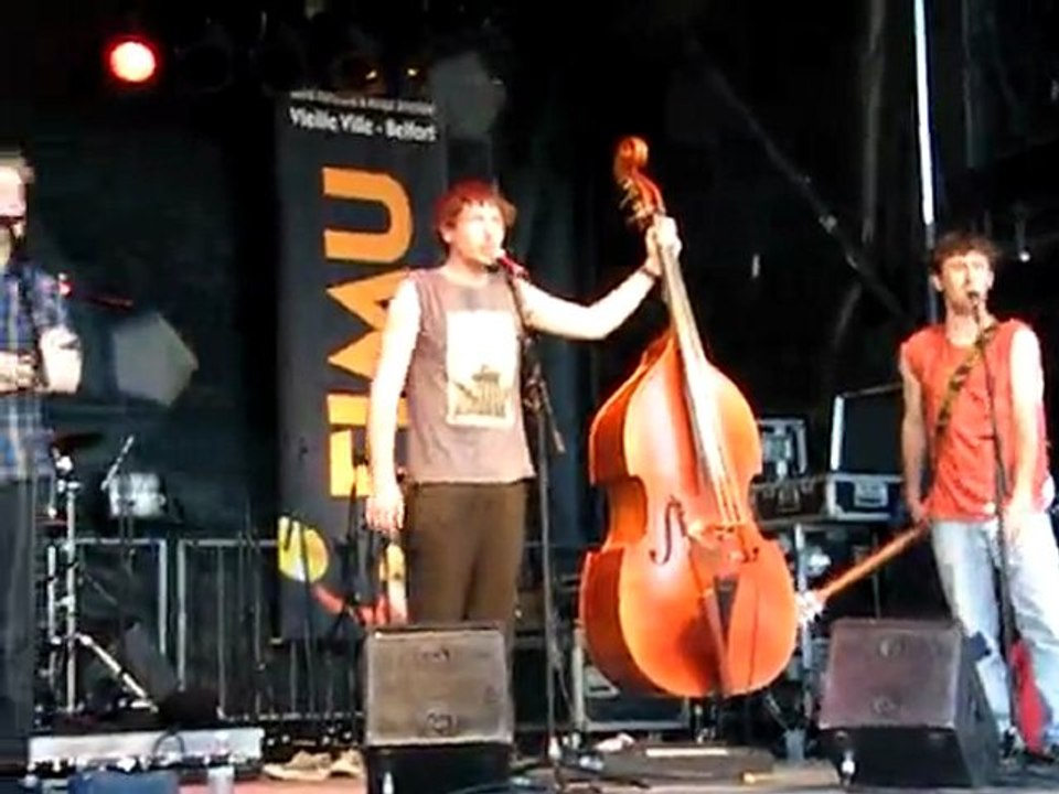 PAYE TON SCHTREIMEL au Fimu 2010