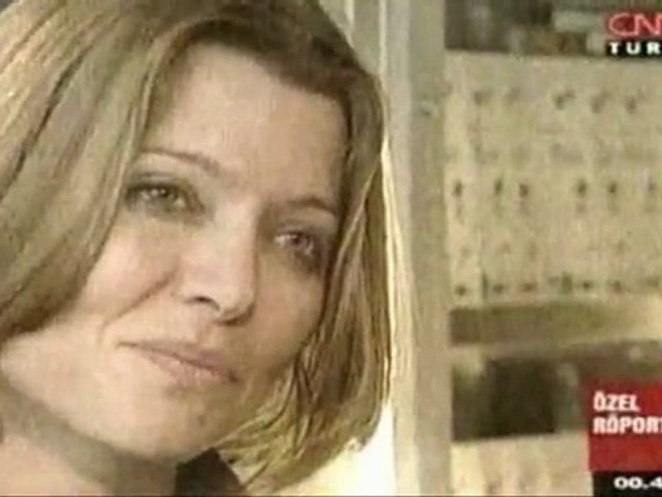 Elif Şafak - ÖZEL RÖPORTAJ