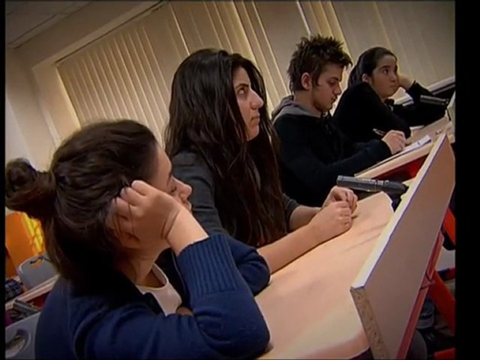 SINIF 2010 Bölüm 105 Part 3