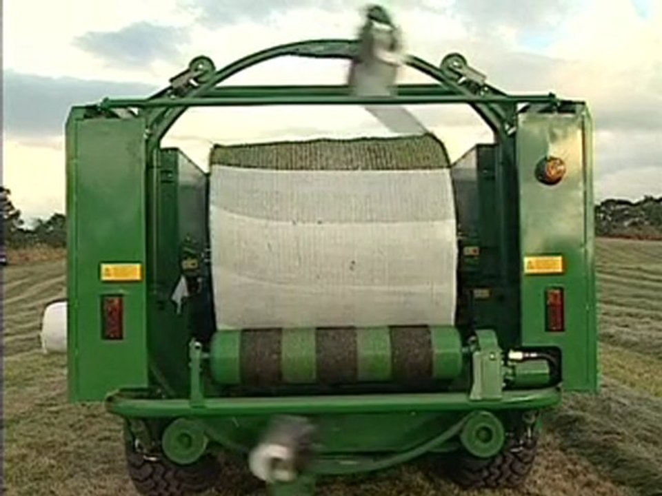 McHale Fusion 2 – Presse avec enrubanneuse intégrée Groupe presse-enrubanneuse Francois