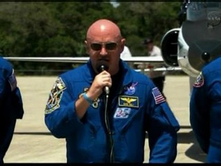 Endeavour crew prepare