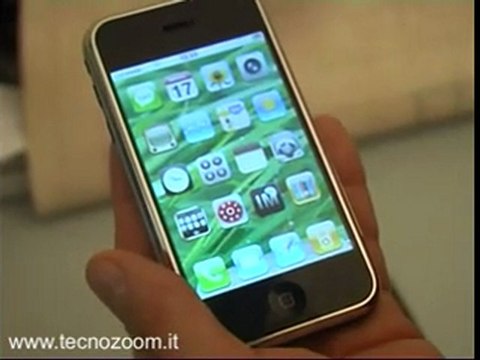 Videorecensione Apple Iphone design con pro e contro