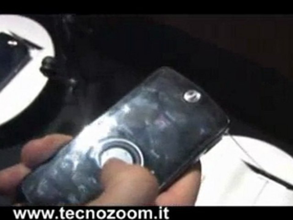 Video Motorola rokr E8