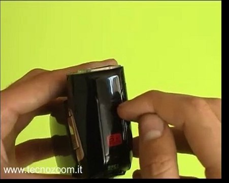 Videorecensione Sanyo Xacti CG9 design