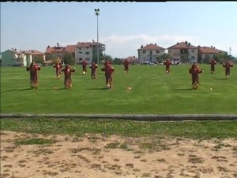 23 Nisan 2011 Halk Oyunları