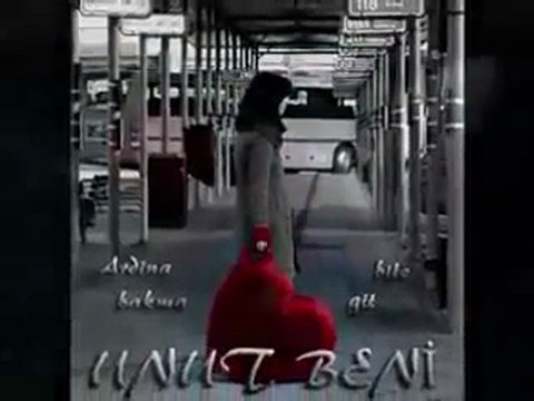 Azeri Kızın Yürek Parçalayan Şarkısı Unut Beni