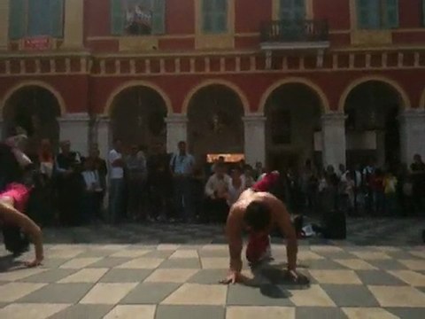 SoSo des Echos-Liés Nice place Masséna HD