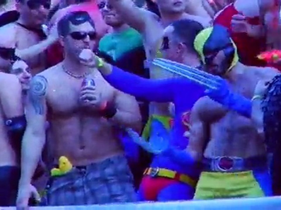 gran via 6 gay pride madrid orgullo 2010