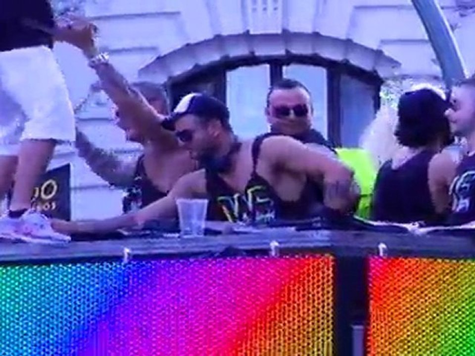 gran via 7 gay pride madrid orgullo 2010