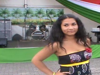 RNS 2011 > Le Défilé de mode filmé par Madaplus !