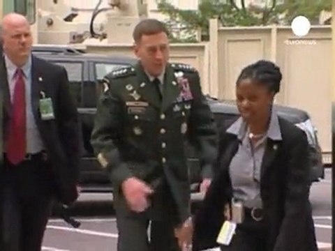 Usa. Panetta guiderà il Pentagono, Petraeus alla Cia