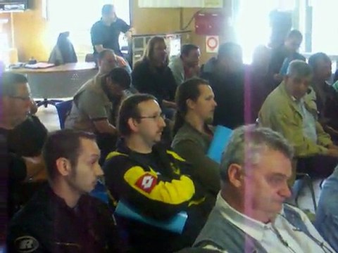 Intervention de Oliver lors de l'assemblée de syndiqués le 22 Avril 2011