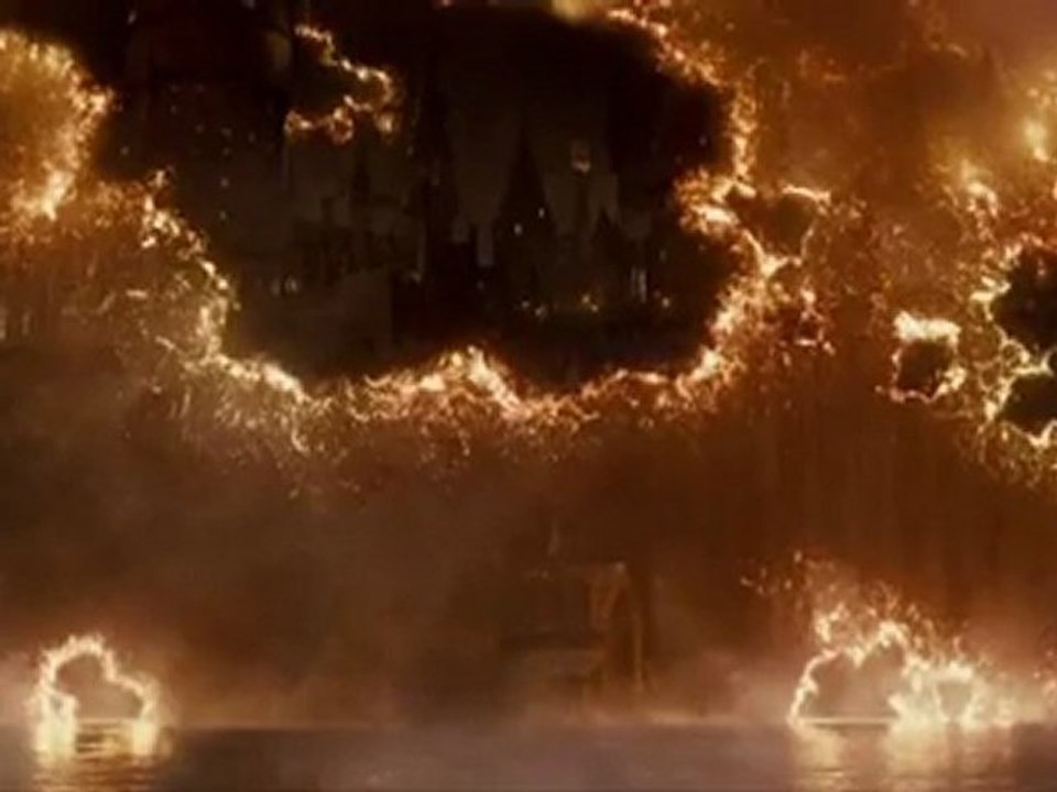 Harry Potter and the Deathly Hallows Part 2 Trailer 1
