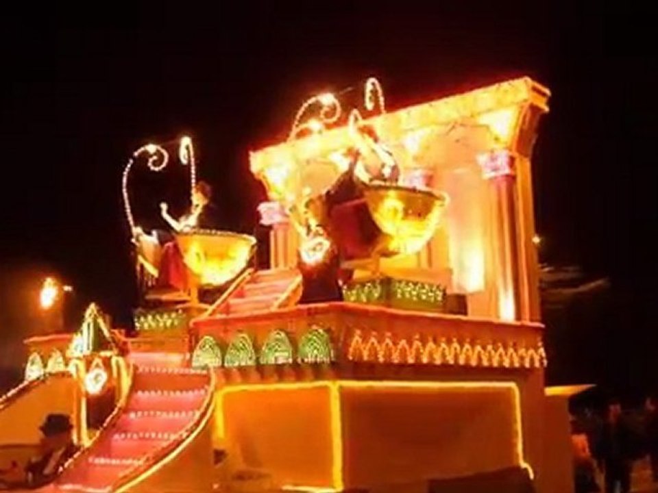 parade dans la nuit