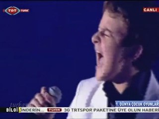 13 Cem Armağan Yenel 1.Dünya Çocuk oyunları 2011