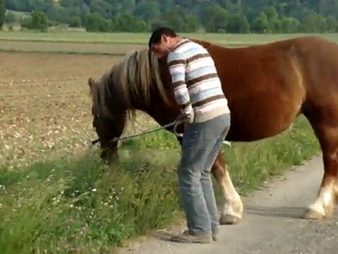 uria croise léo en velo lol