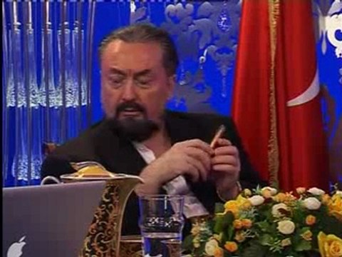 Bedri Baykam'a yapılan bıçaklı saldırıda insanların yardım etmemesi darwinist materyalist eğitimin sonucudur