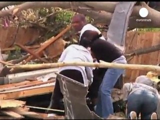 Barack Obama en visite aux sinistrés de l'Alabama