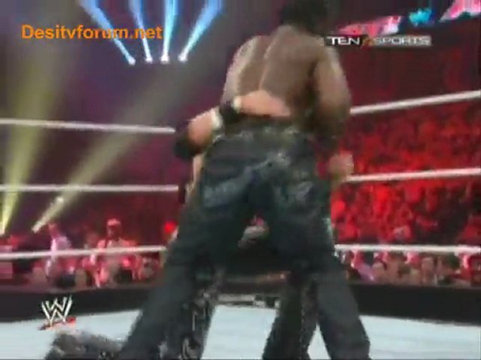 WWE Raw - 28th April 2011 - Part1
