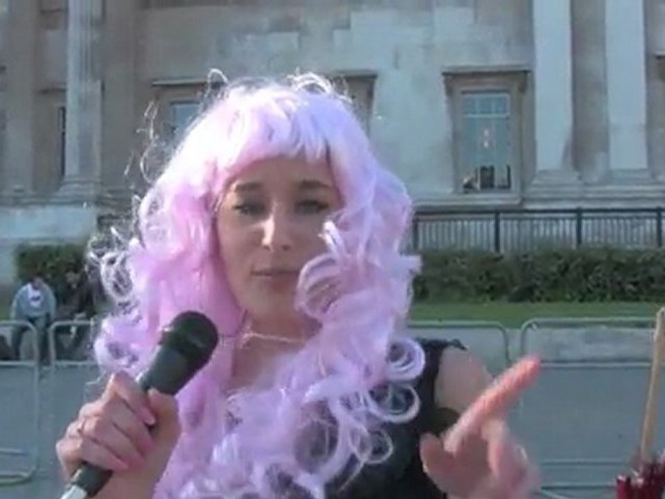 Where dem girls at  David Guetta, Florida and Nicki Minaj Non official Clip in London