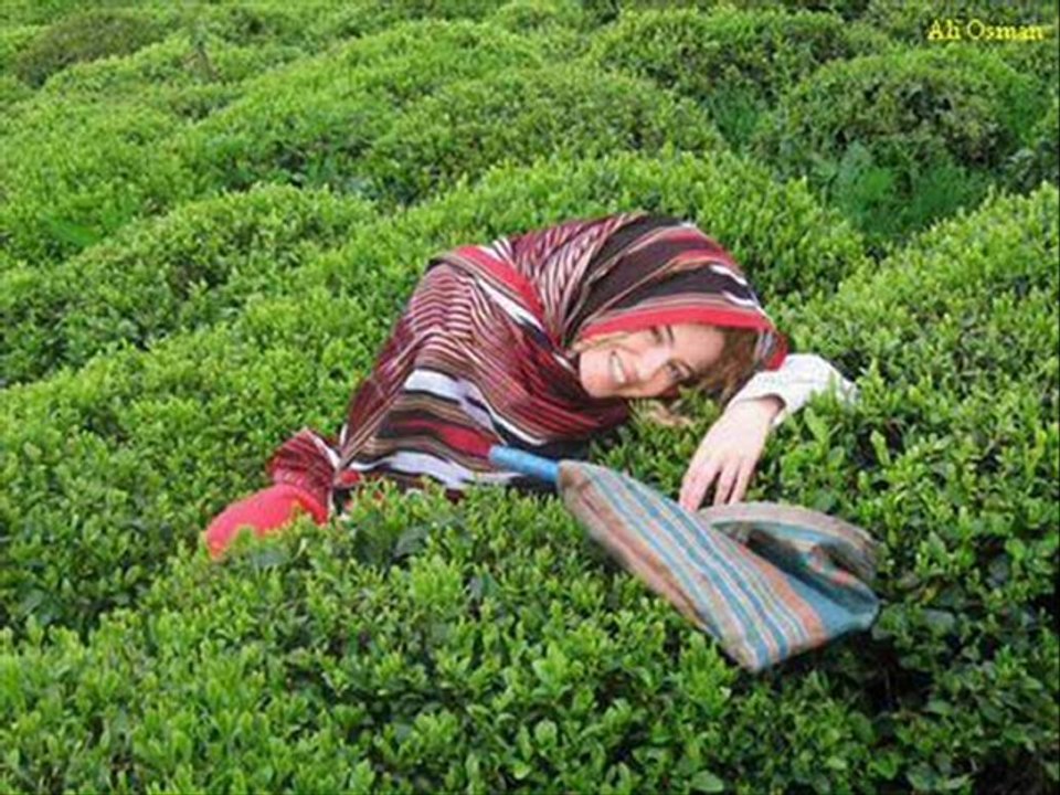 Karataş Sanki Yüz Yaşındayım