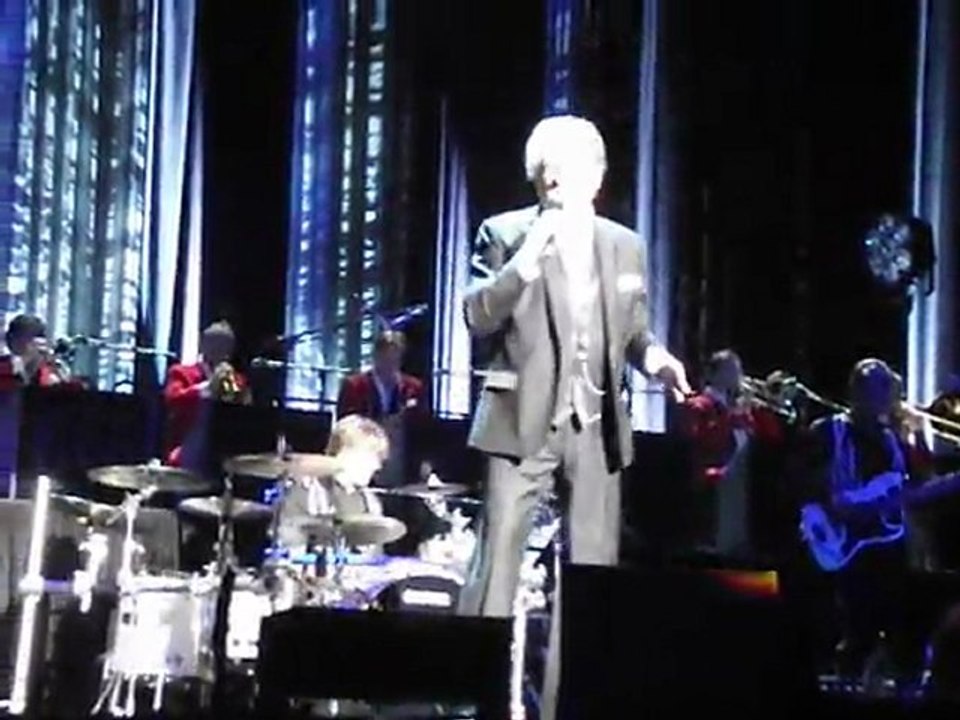 Toujours un coin qui me rappelle Eddy Mitchell Palais des Sports 27 04 2011