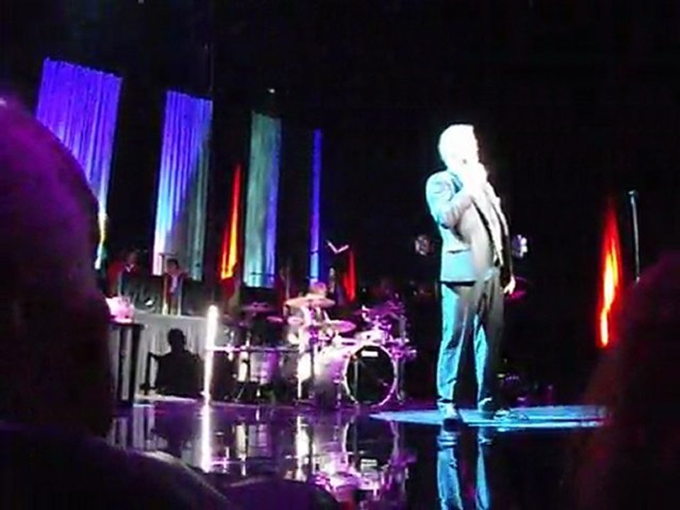 Couleur menthe à l'eau Eddy Mitchell Palais des Sports 27 04 2011