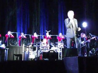M'man Eddy Mitchell Palais des Sports 27 04 2011