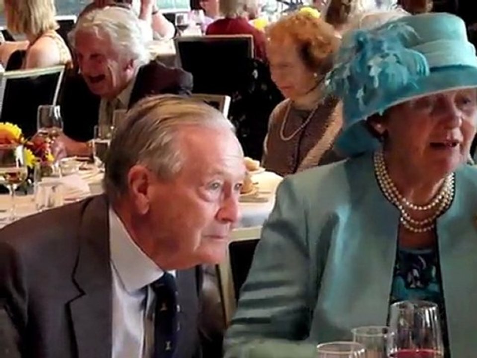 Jubelstimmung in London zur Royals-Hochzeit