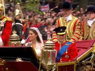 Watch the Royal Wedding Procession: Duke and Duchess of Cambridge Arrive at Buckingham Palace 🚘