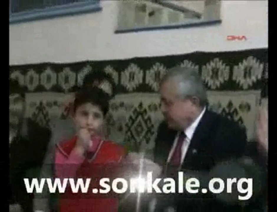 AKP'li vekil: Ben ampulüm, ben lambayım