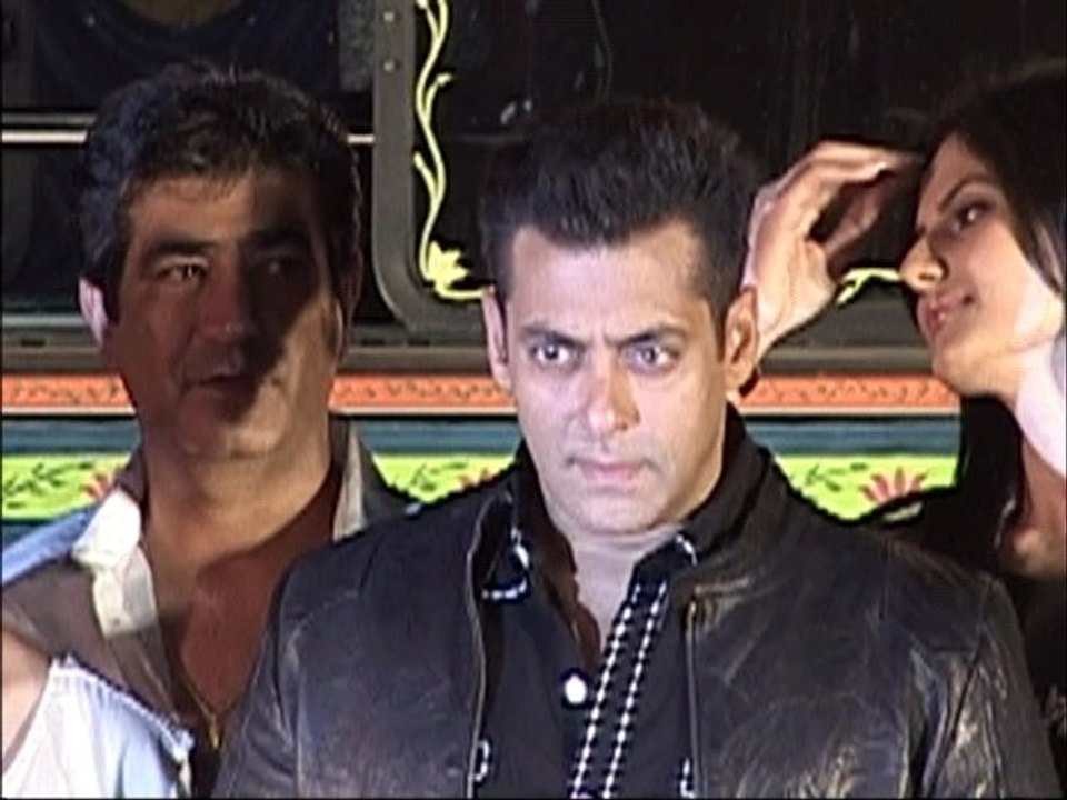 Aamir Khan Thinks Salman Should Be To Get Married