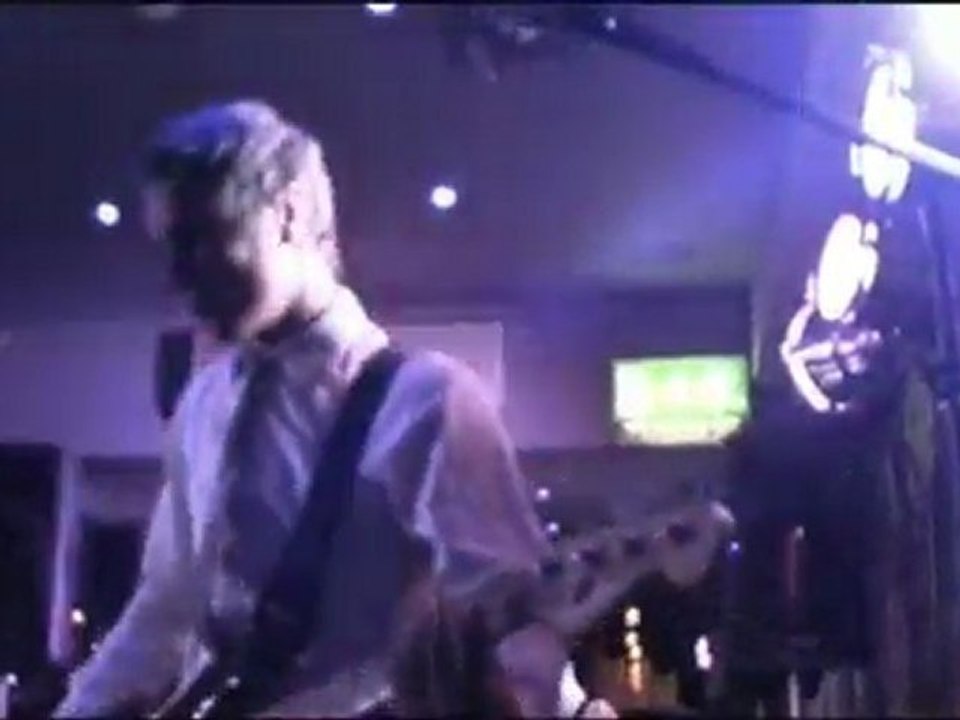 Wedding Bands and Cover Bands at www.warble-entertainment.com - Entertainment Agency Party Band The Hype