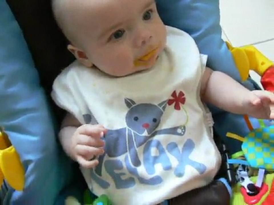 Premières bouchées de carottes !!!!