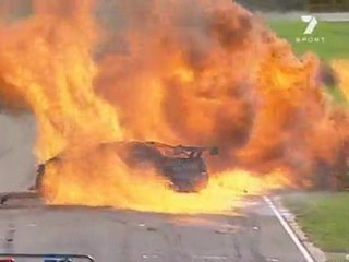 V8 Supercars Perth 2011 race 2 MASSIVE CRASH!