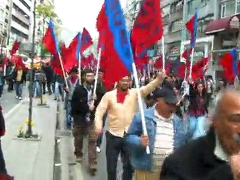 1 MAYIS 2011