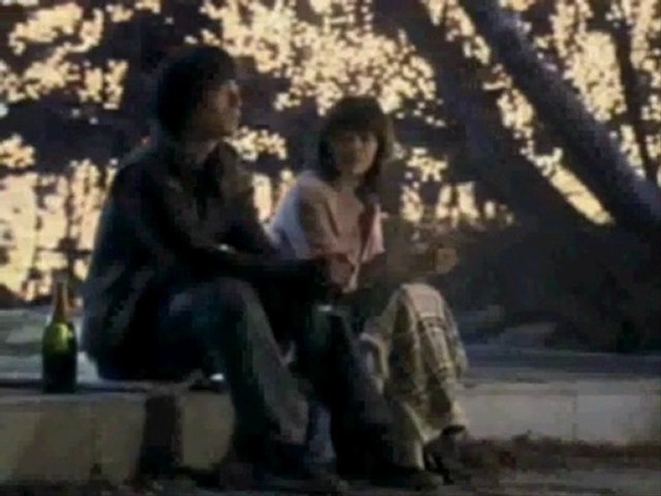 Elini Tutmasam UyuyamamKi.Sesini duymasam dayanamam ki s-kiya familya osso