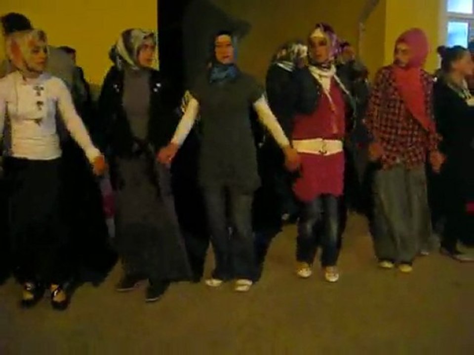 Aslı & Turgut Kına - HORON 2 (01.05.2011)