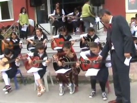 Başpınar İlköğretim Gitar Grubu