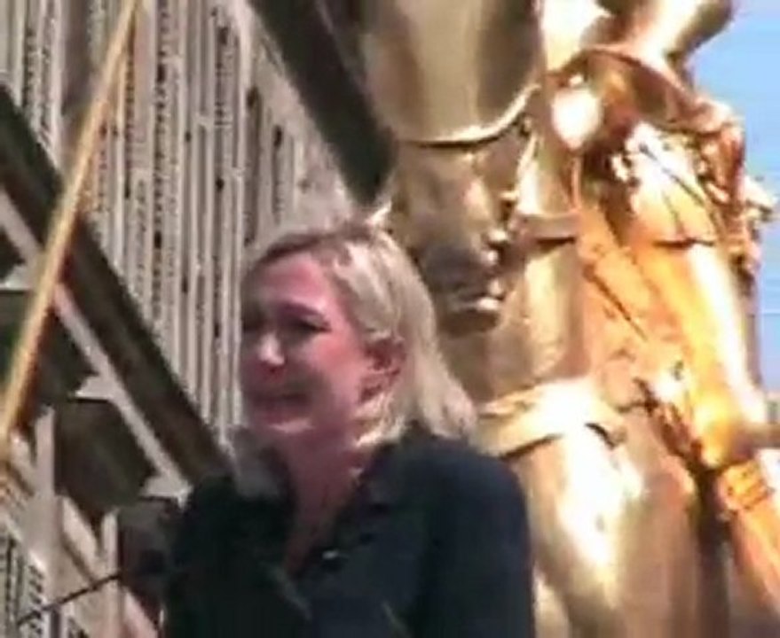 1er mai 2011 - Paris -  Jeanne d'Arc - Discours de Marine (1)