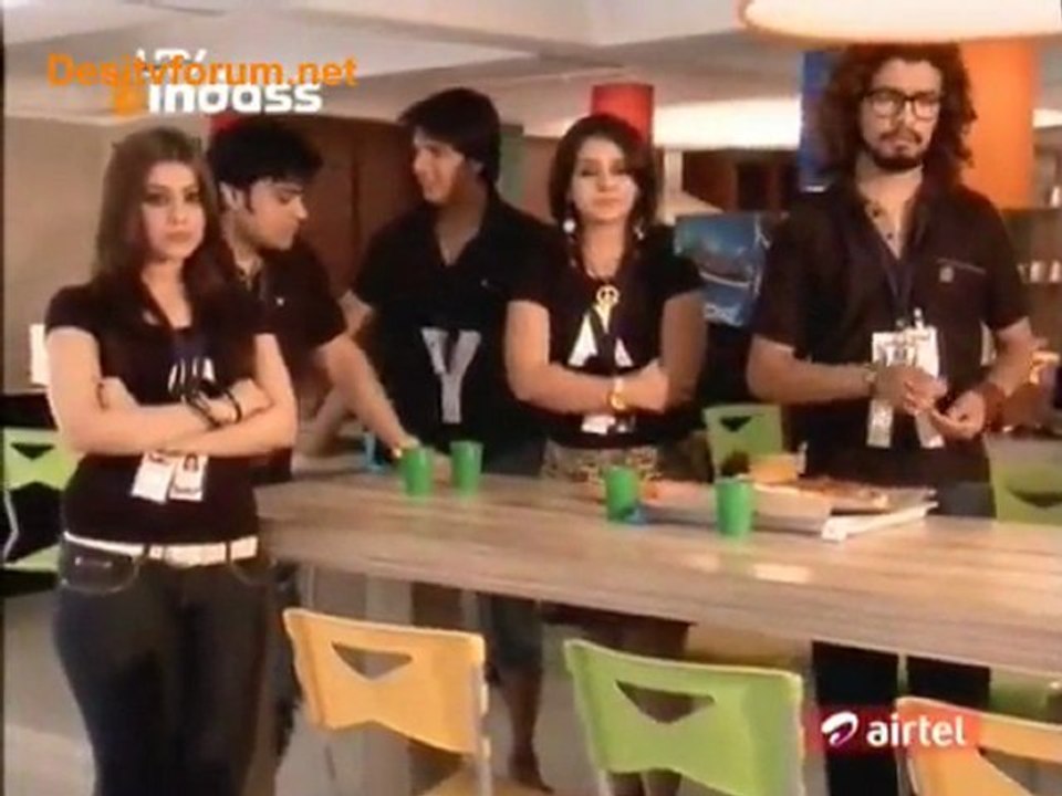 Meri Toh Lag Gayi Naukri - 2nd May 2011 Pt-2