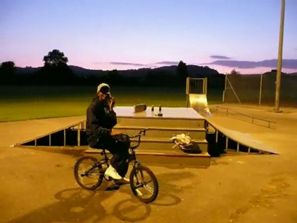 Skateee