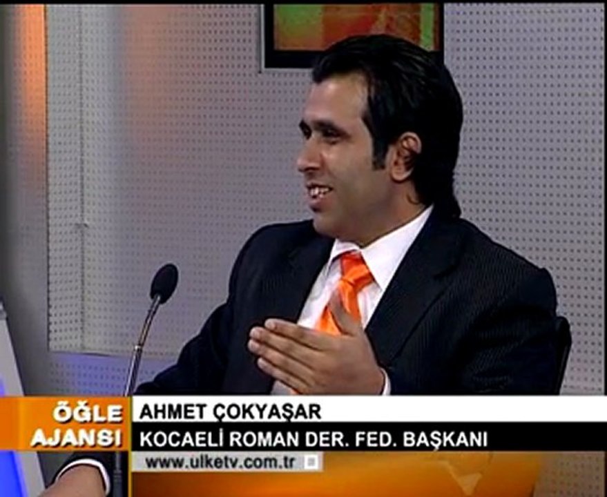 ROMAN GENÇLERİN KEMAN ŞOVU