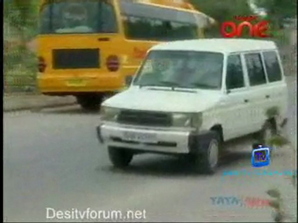 Kaala Saaya  - 2nd May 2011 Watch Online Part3