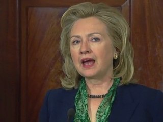Hillary Clinton faz um alerta