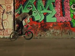 [BMX] Garrett Reynolds at San Diego - Nike 6.0 [Goodspeed]